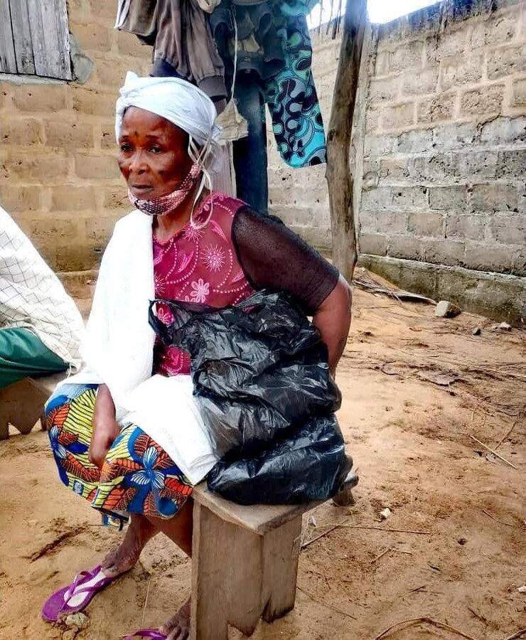 Action sociale YVESCOPROD au Togo — photo 11